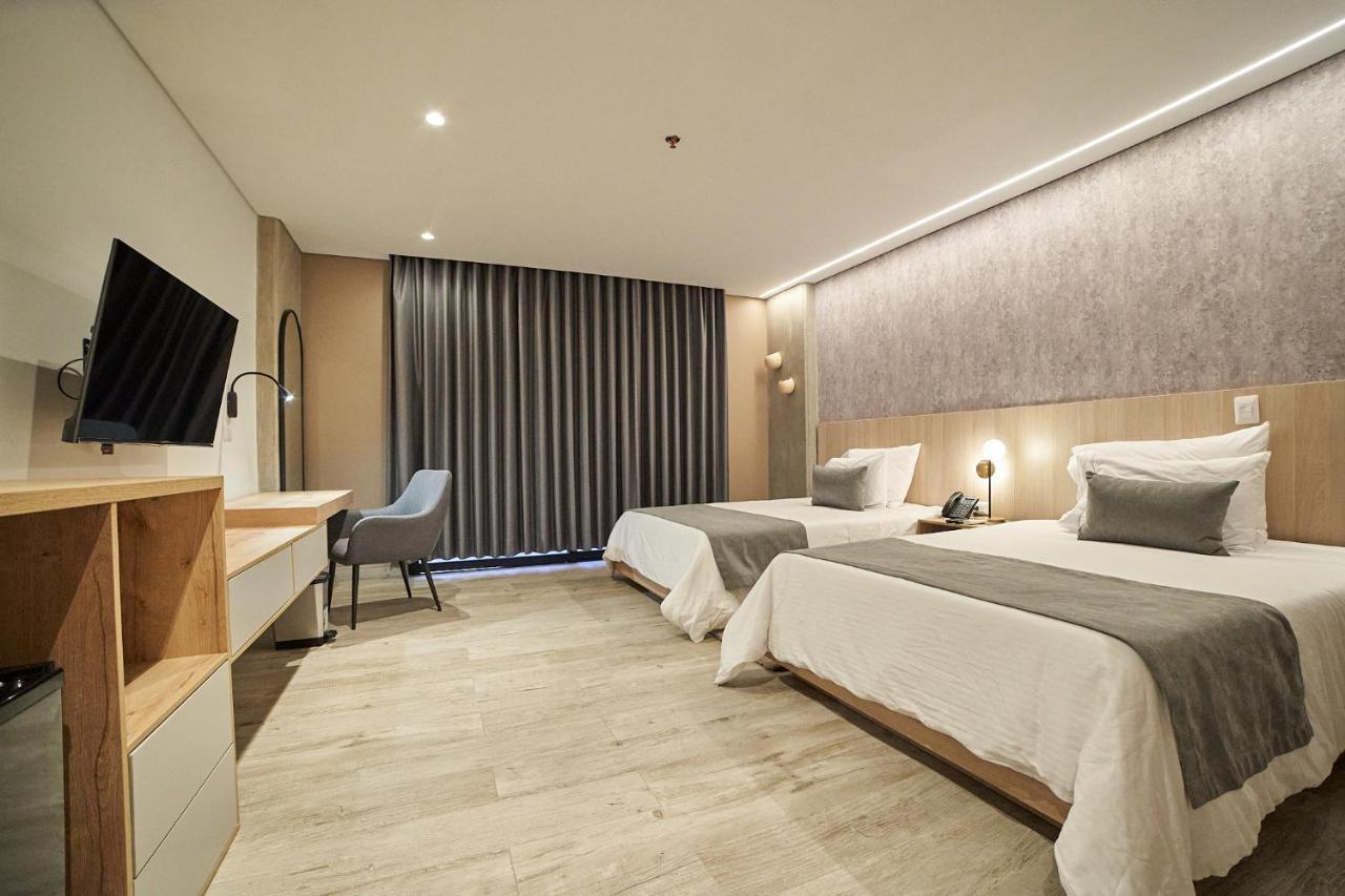 Eutopiq Hotel Medellin Luaran gambar